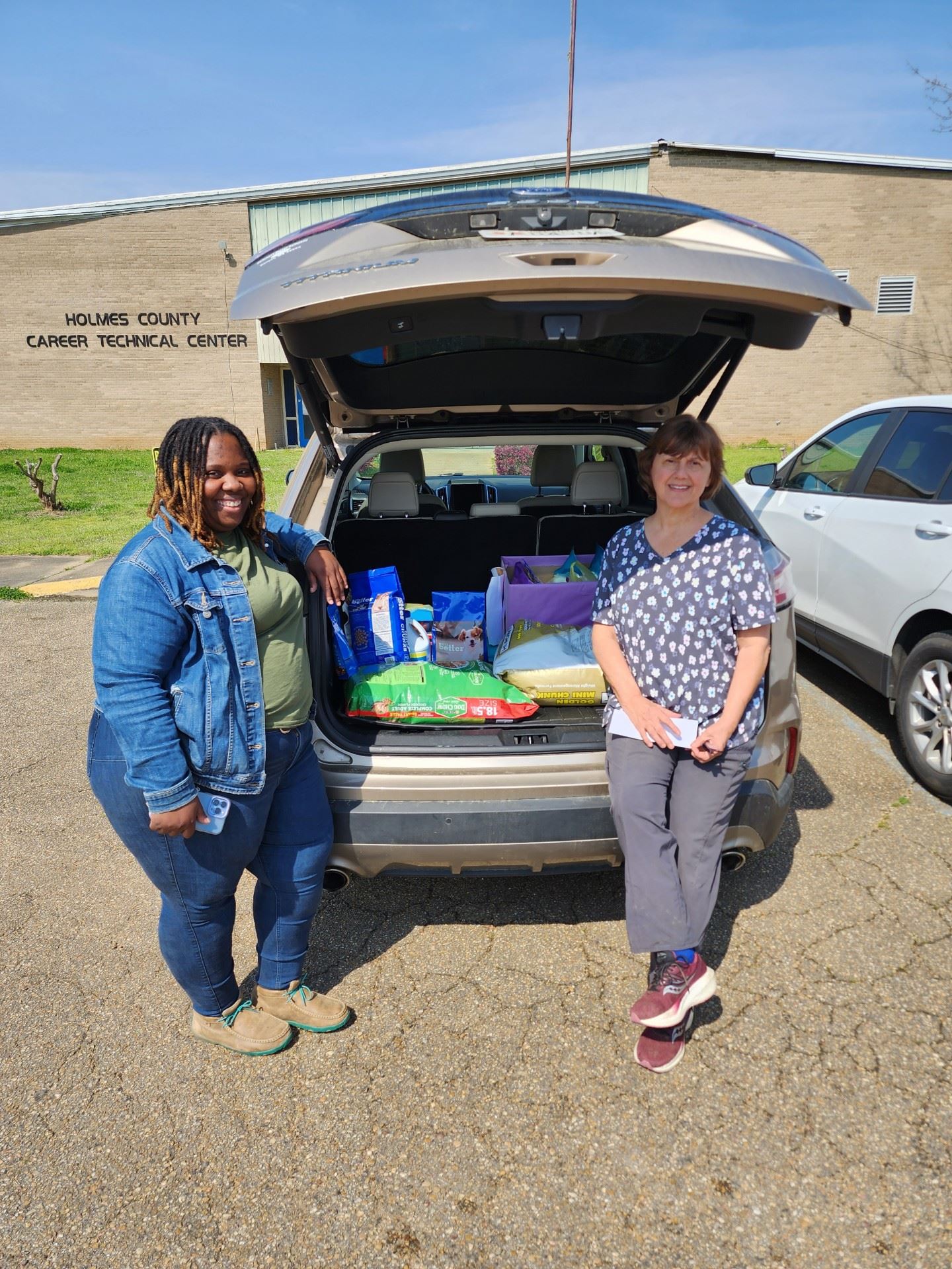  FFA Donates Pet Food to the Jennifer S. Brown Animal Rescue
